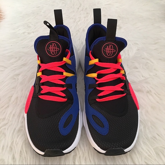 Nike Huarache E.D.G.E Women’s Sneakers - Picture 3 of 7